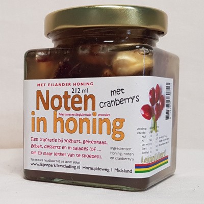 Noten in honing met cranberry Noten in honing met cranberry