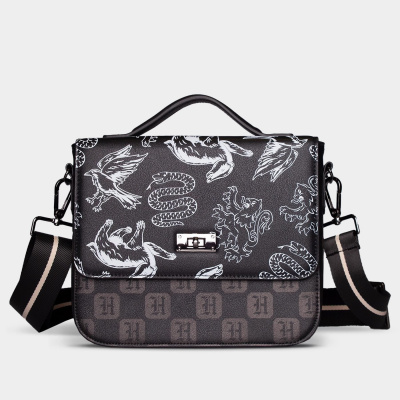 Warner - Harry Potter: Wizards Unite - Medium Shoulderbag MERCHANDISE Warner - Harry Potter: Wizards Unite - Medium Shoulderbag MERCHANDISE