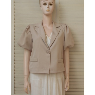 Foto van OLM51 - Dames Blazer - Beige - Pofmouwtjes
