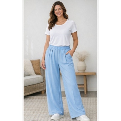 Foto van New Collection - Wide Leg Pantalon - Lichtblauw- Elastische Tailleband