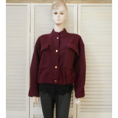 Foto van New Collection - Dames Jackje - Bordeaux - Boucle - Knoopsluiting