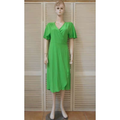 Foto van Iz Naiz - Dames - Overslagjurk - Dress - V-hals - Fel Groen - Korte Mouwtjes