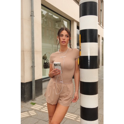 Foto van Unique The Label Dames Korte Broek Bruin UN0022/SAN Gigi