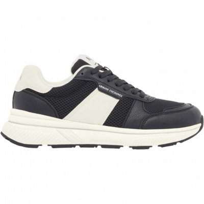 Foto van Armani Exchange Heren Sneakers Zwart XM002634-AF17352/MB502