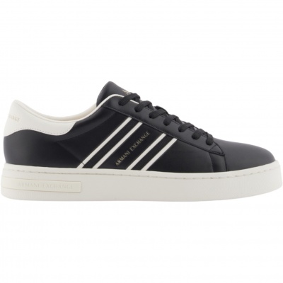 Foto van Armani Exchange Heren Sneakers Zwart XM002198-AF21421/MC024