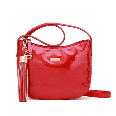 Tamaris Madina Crossbody Bag S Chili Tamaris Madina Crossbody Bag S Chili