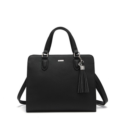 Tamaris Maxima Handbag M Black Tamaris Maxima Handbag M Black