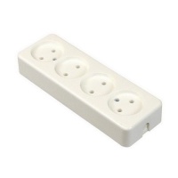 Stekkerdoos zonder randaarde 4 voudig wit