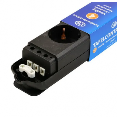 Stekkerdoos 6 voudig monteerbaar zwart Stekkerdoos 6 voudig monteerbaar zwart