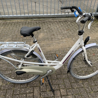 Batavus Mambo , creme Batavus Mambo , creme