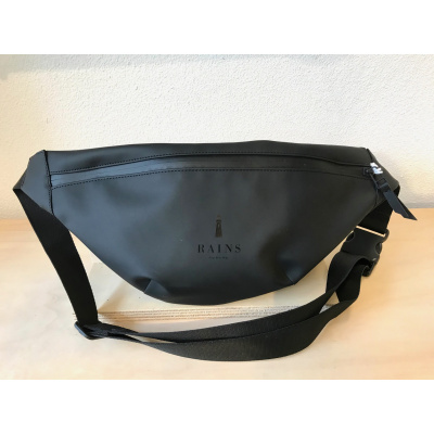 Foto van RAINS TASSEN ZWART BUM BAG