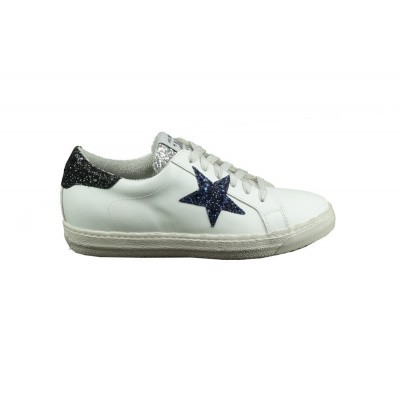 Foto van MÉLINÉ DAMES SNEAKERS WIT BUP 43