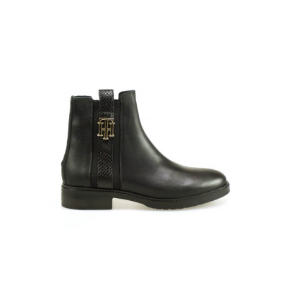 Foto van TOMMY HILFIGER DAMES KORTE LAARZEN ZWART INTERLOCK LEATHER FLAT BOOT