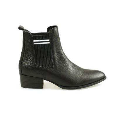 Foto van TOMMY HILFIGER DAMES KORTE LAARZEN ZWART SOCK CHELSEA BOOT