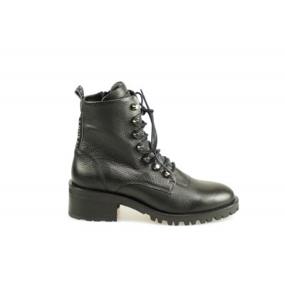Foto van NUBIKK DAMES HALFHOGE VETERSCHOENEN ZWART DJUNA CONE