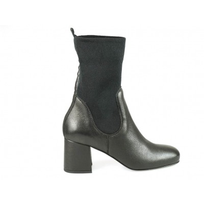 Foto van FRED DE LA BRETONIERE 182010017 0004 BLACK - KORTE LAARS