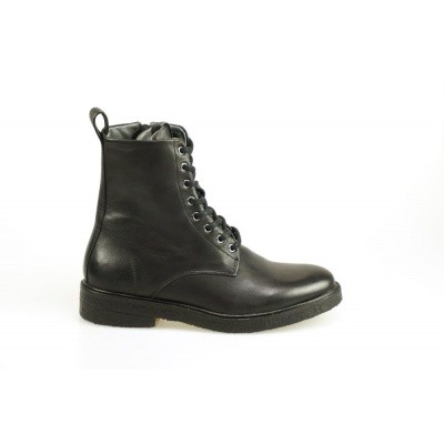 Foto van BLACKSTONE DAMES HALFHOGE VETERSCHOEN ZWART QL-56