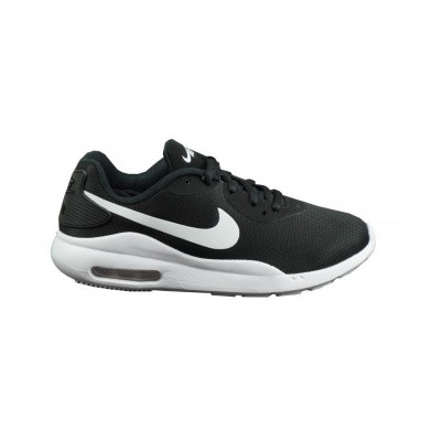 Foto van NIKE DAMES SNEAKERS ZWART/WIT WMNS AIR MAX OKETO