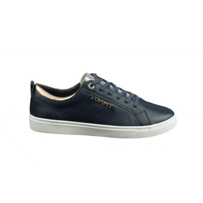 Foto van TOMMY HILFIGER DAMES SNEAKERS DONKERBLAUW CITY SNEAKER