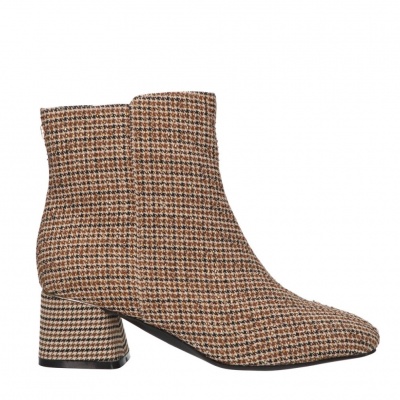 Foto van LA STRADA DAMES ENKELLAARZEN 2323228 4022 BEIGE FABRIC+STONES