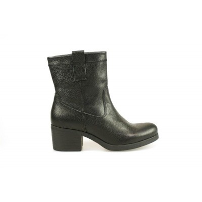 Foto van BULLBOXER DAMES KORTE LAARZEN ZWART 489516E6L