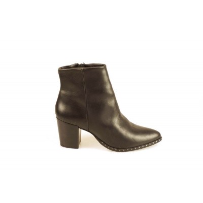 Foto van BULLBOXER DAMES KORTE LAARZEN ZWART 453516E6L