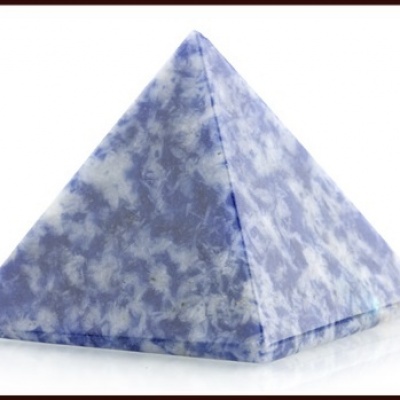 Ruben Robijn Edelsteenpiramide sodaliet