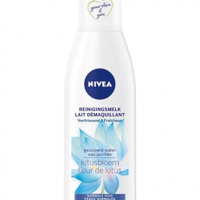 Nivea Essentials reinigingsmelk verfrissend
