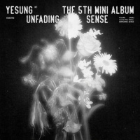 Unfading Sense (Photobook Ver.)