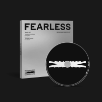 LE SSERAIM - Fearless - Digipack - Monochrome Bouquet 