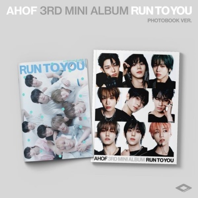 AHOF - Run To You - Photobook - Rush - Collage Foto van AHOF - Run To You - Photobook - Rush - Collage