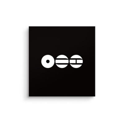 Foto van [Pre Order] BTS - Arirang - T-Shirt CD Box Set