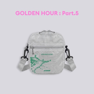 Foto van [Pre Order] ATEEZ - Golden Hour Part.5 - Crossbody Bag