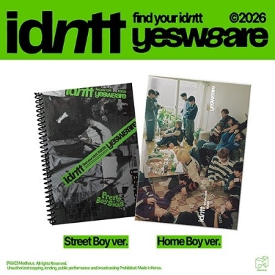 idntt - Yesw8are - Photobook Foto van idntt - Yesw8are - Photobook