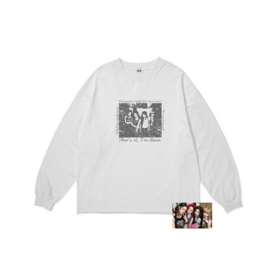 Foto van [Pre Order] Illit - Break Even - Photo Long Sleeve T-Shirt - White