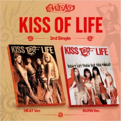 Foto van [Pre Order] Kiss Of Life - Sweat - Photobook