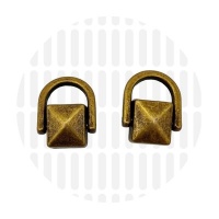 Petite connector Pyramid | Antique Brass