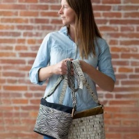 Hillside tote