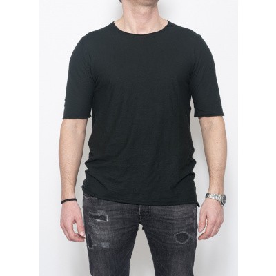 Hannes Roether T-shirt Black Forest Foto van Hannes Roether T-shirt Black Forest