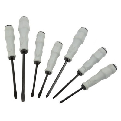 GEKO 7-delige schroevendraaierset – CrV-staal | Platte en Kruiskop schroevendraaiers Foto van GEKO 7-delige schroevendraaierset – CrV-staal | Platte en Kruiskop schroevendraaiers