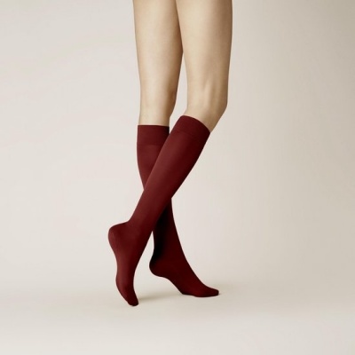 Foto van KUNERT WARM UP KNIEKOUSJE BORDEAUX