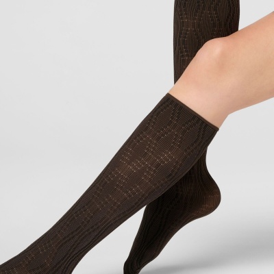 Foto van OROBLU KNEE HIGHS GEOLINE CHOCOLATE 3