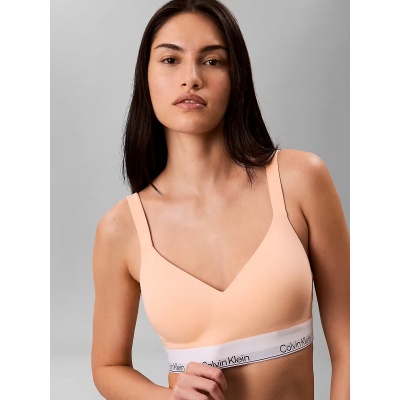 Foto van CALVIN KLEIN LIFT BRALETTE PEACH BLISS LV00QF85004RW