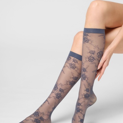 Foto van OROBLU KNEE HIGHS PURE LACE 20 HEMATITE 1
