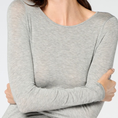 Foto van OROBLU PERFECT LINE CASHMERE TSHIRT ROUND NECK GREY MELANGE