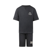 Foto van No Way Monday 2 pc set. loose fit. T-shirt. Jogging shorts