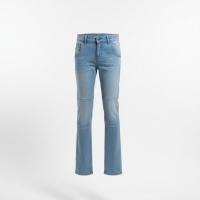 DDD UFANISI slimfit Foto van DDD UFANISI slimfit