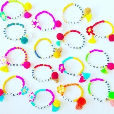 Kleurrijk Armbandje Kleurrijk Armbandje