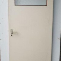 Afbeelding van 2 binnen deuren met bovenlicht