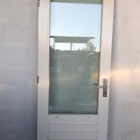 Afbeelding van Hardhouten buitendeur met driepuntsluiting